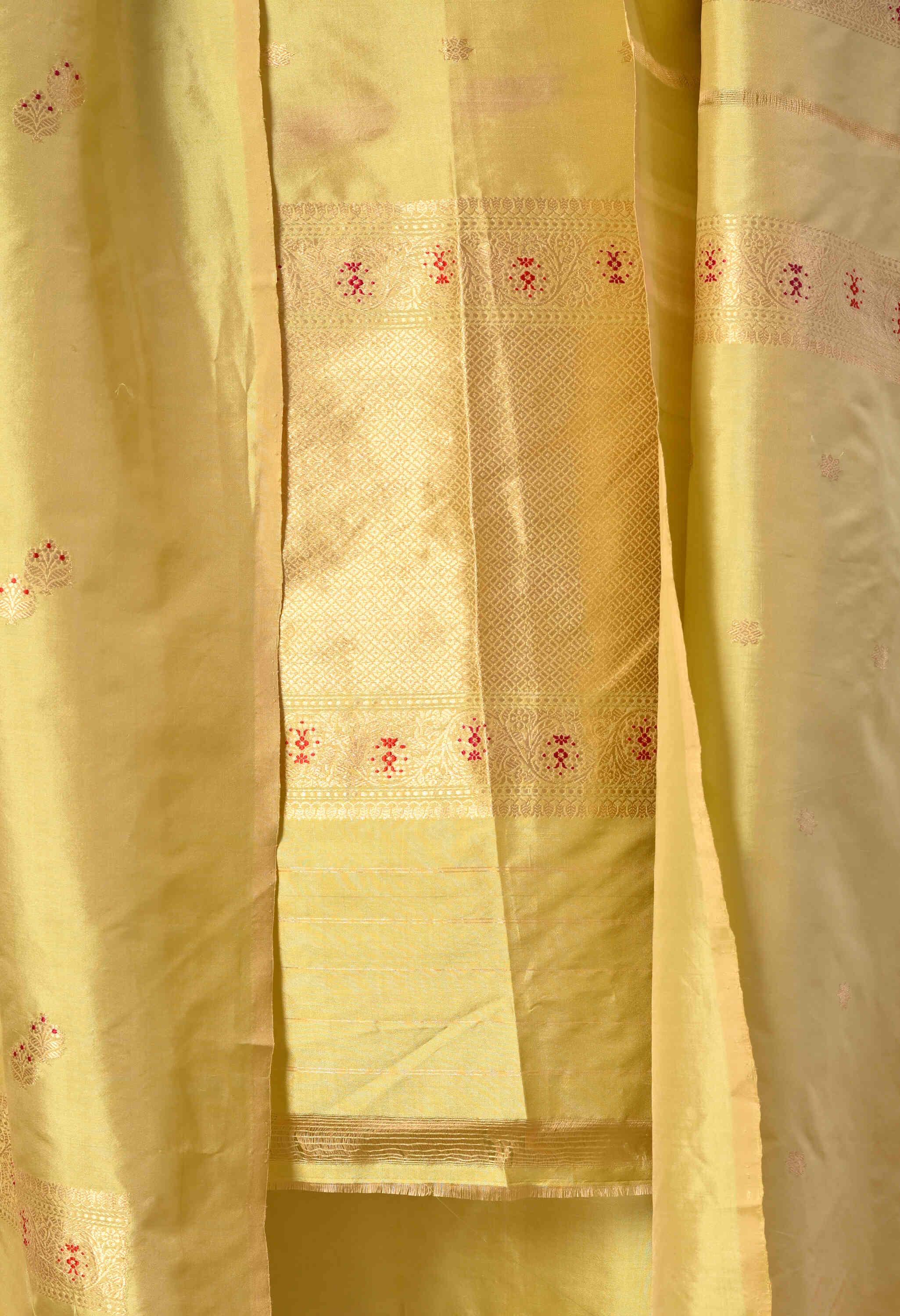 Best Party and Casual Wear Suits Set