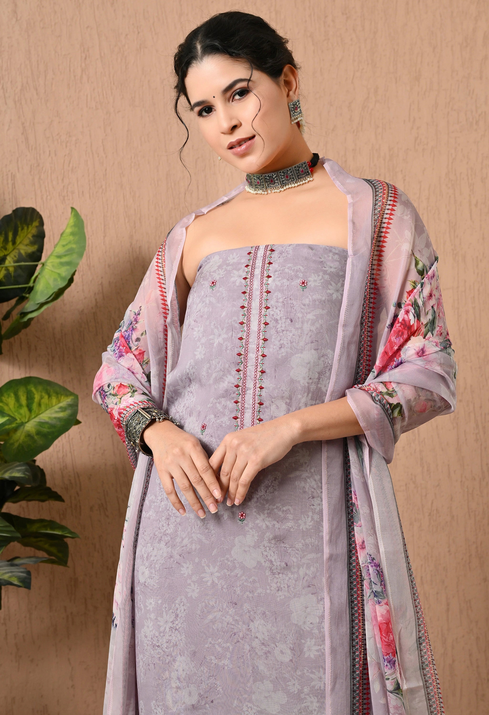 Lightweight organza suits for festive season