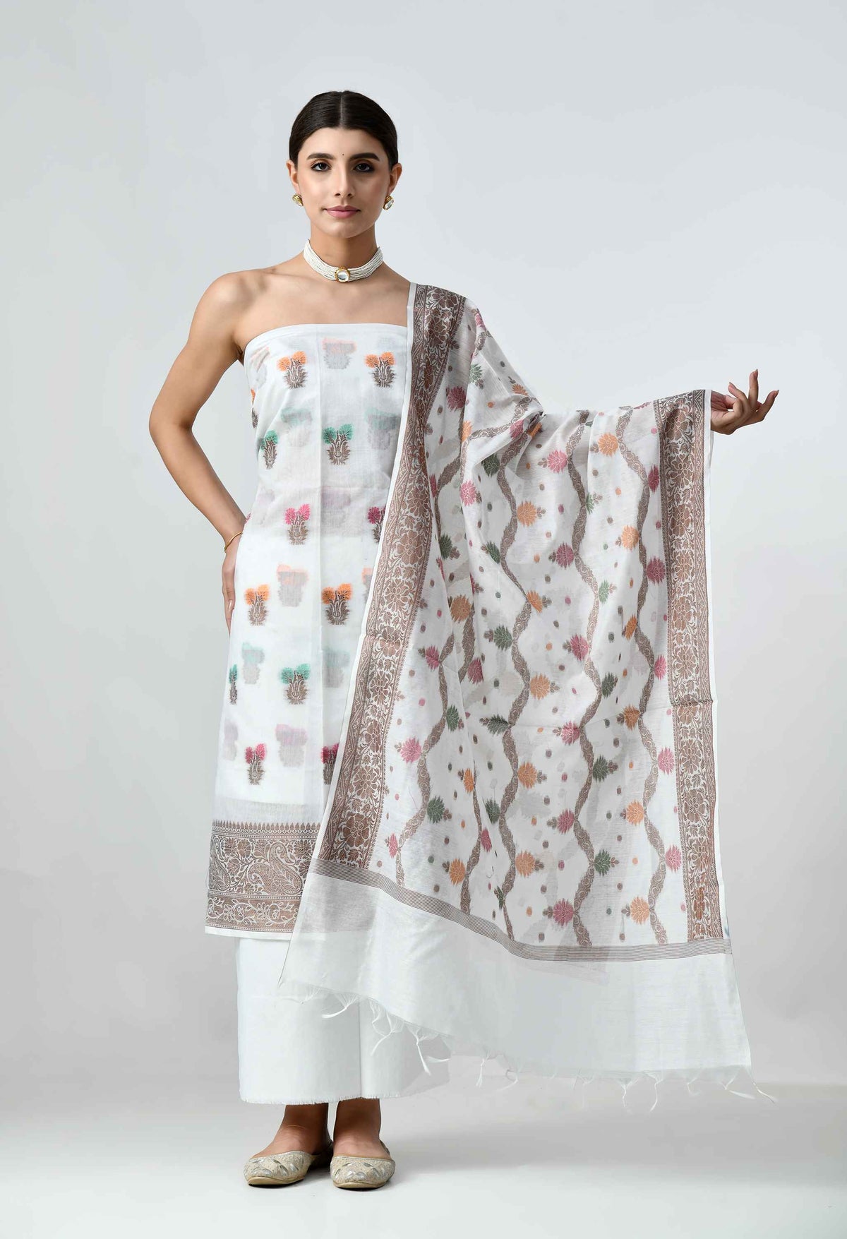 Best Rakhi gifts for sister cotton suit sets
