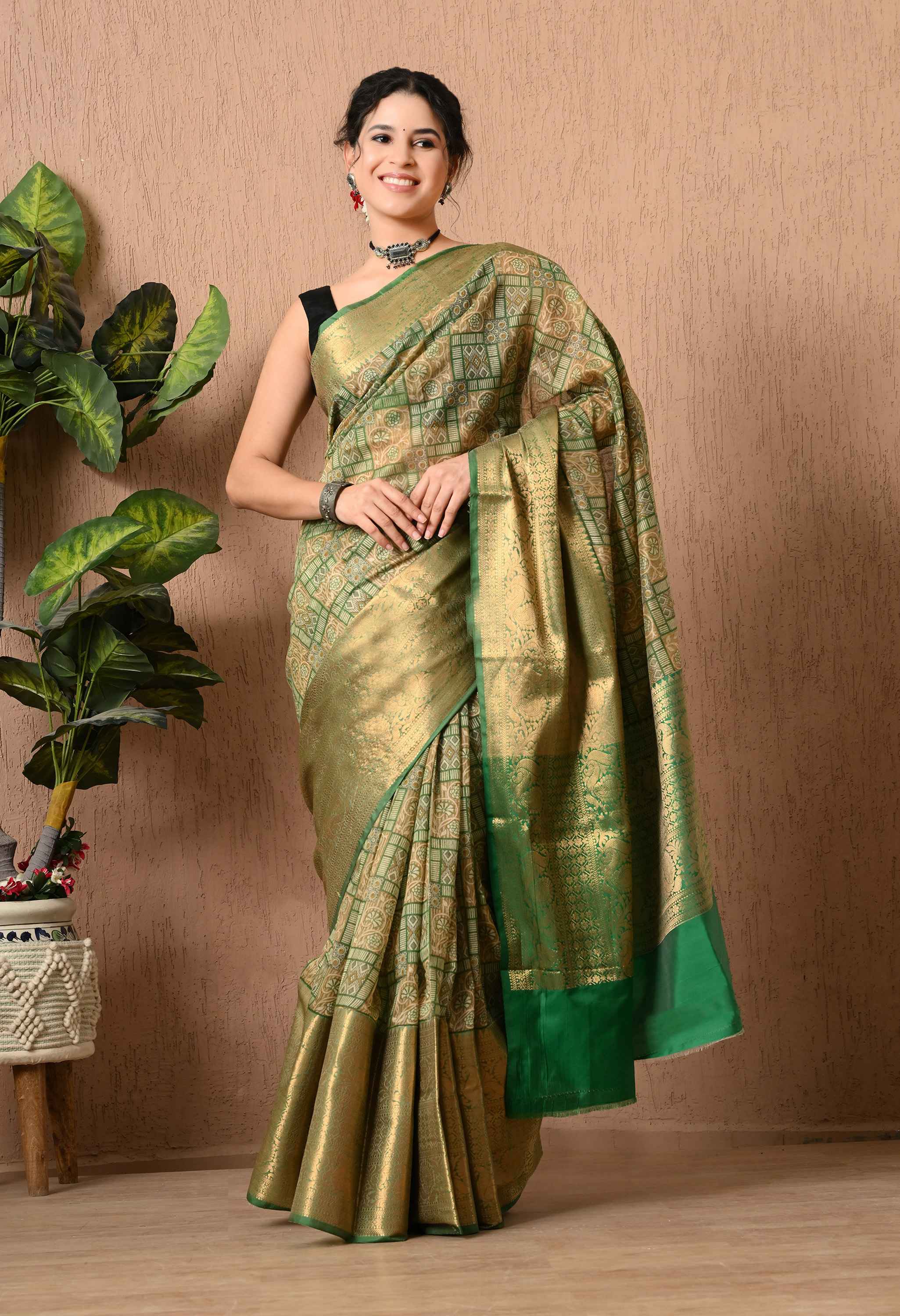 Cotton Saree With zari Work