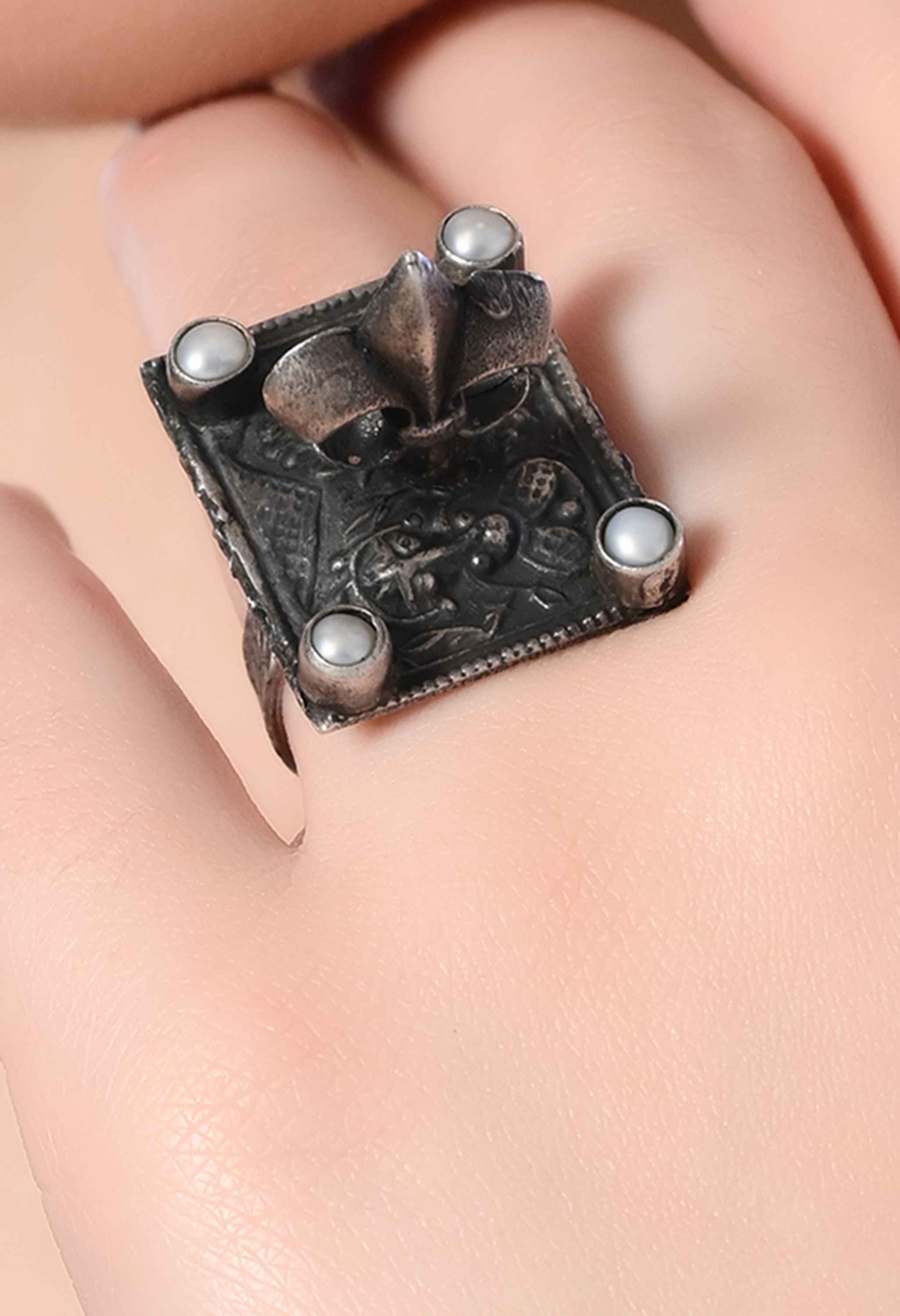 best pure silver rings designs for girls