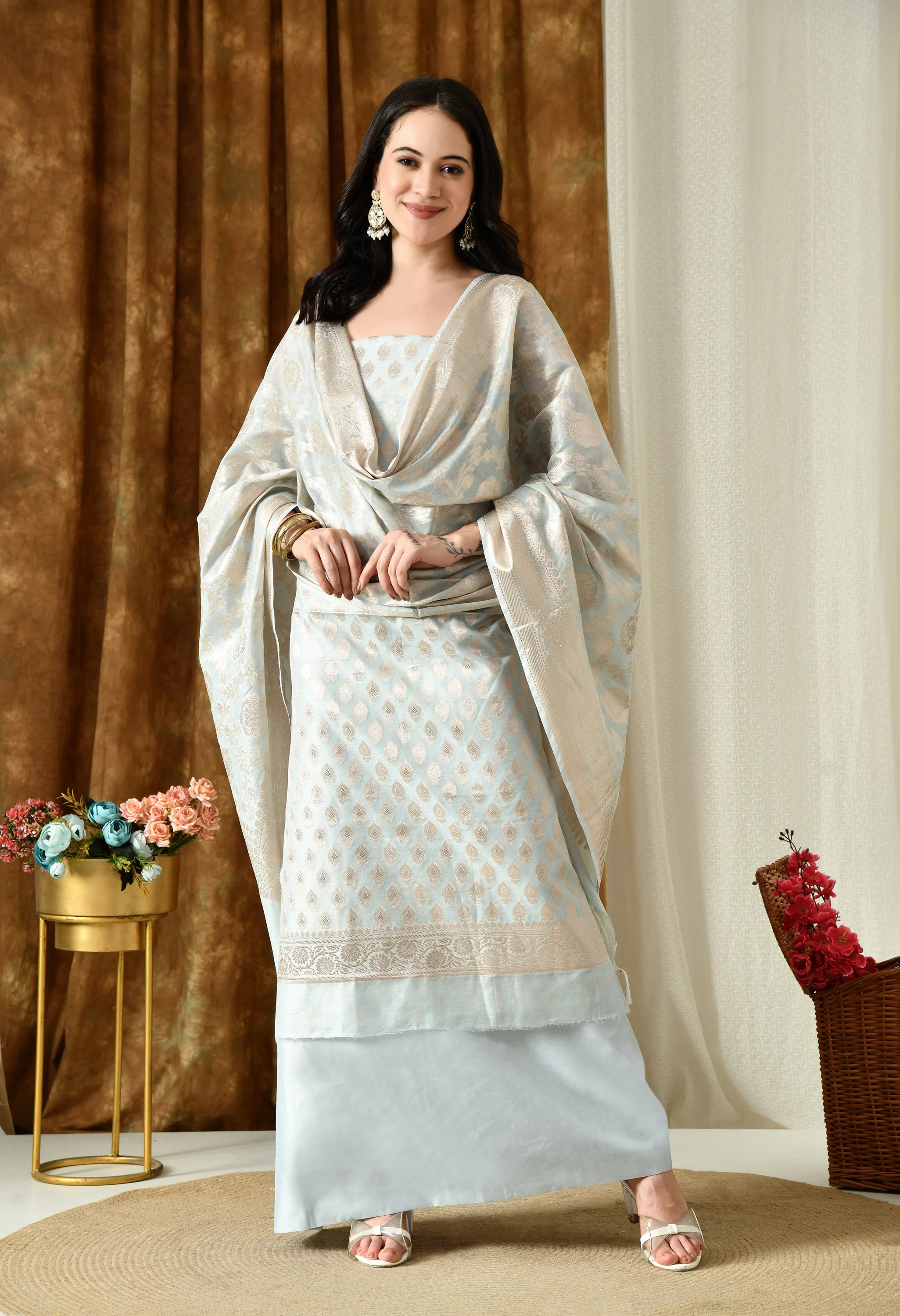 trendy festive wear for women suit set for women